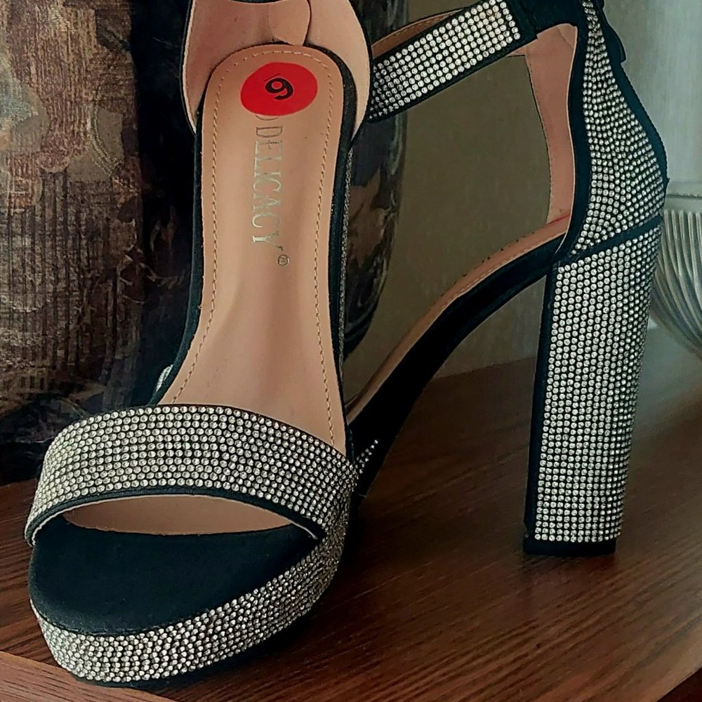 New Stoned Open Toes Sandals